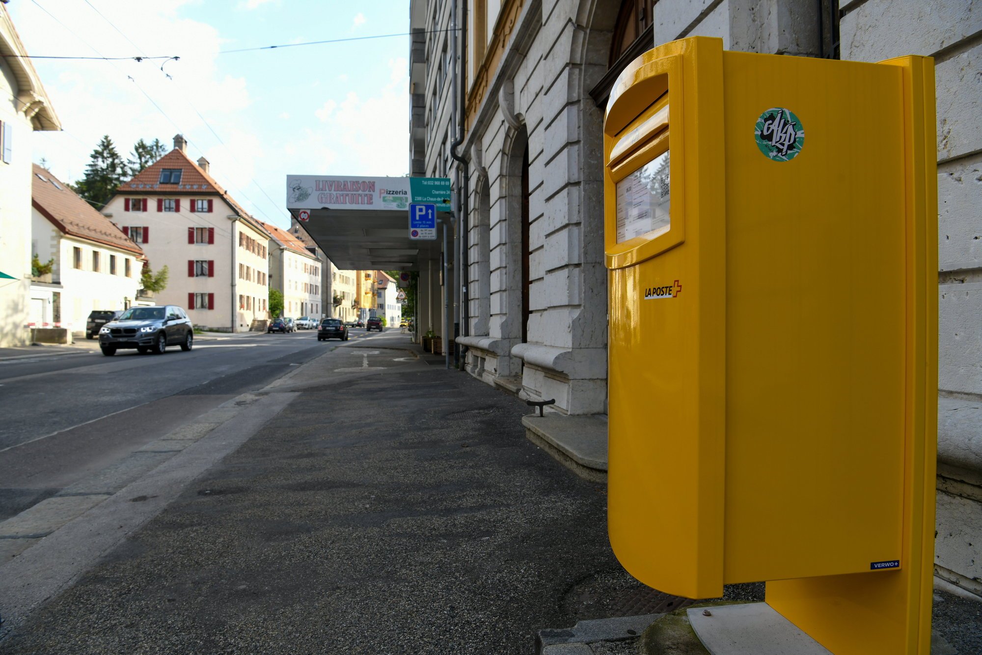 La boîte postale publique de la rue de la Charrière 22, à La Chaux-de-Fonds.