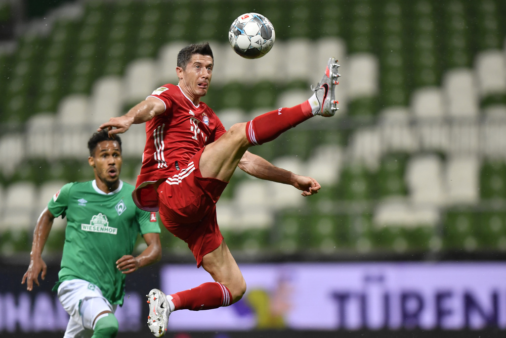 Le buteur polonais du Bayern, Robert Lewandowski, a permis à son équipe de remporter le match et le championnat avec son but contre le Werder Brême.