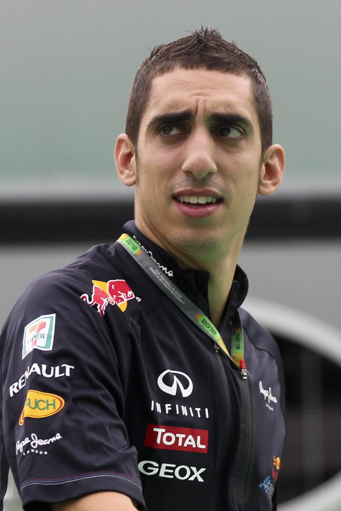 Le récent deuxième des 24 Heures du Mans ne pourra pas postuler au baquet de Mark Webber chez Red Bull en 2014.