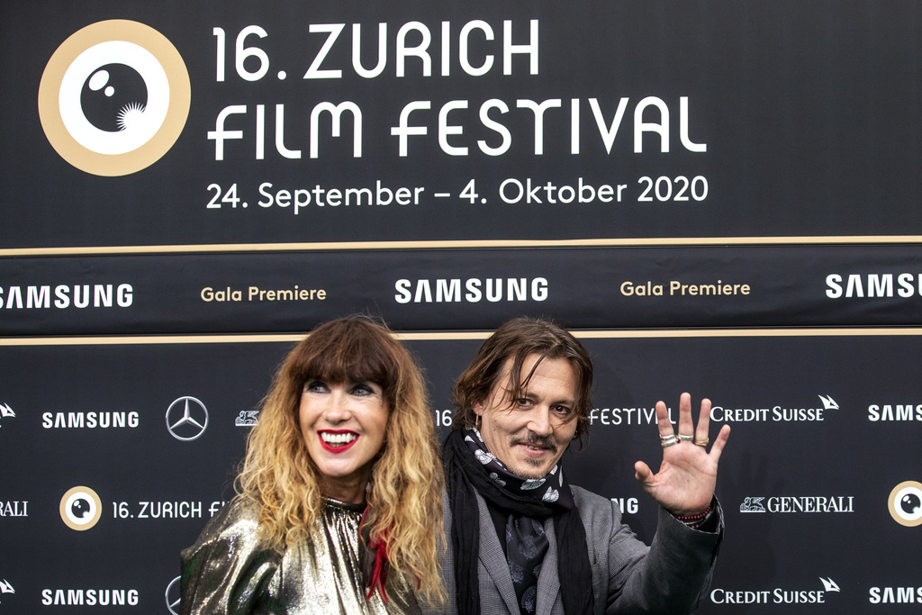 Johnny Depp a fait une brève apparition sur le tapis vert zurichois avant de présenter le film documentaire qu'il a coproduit.