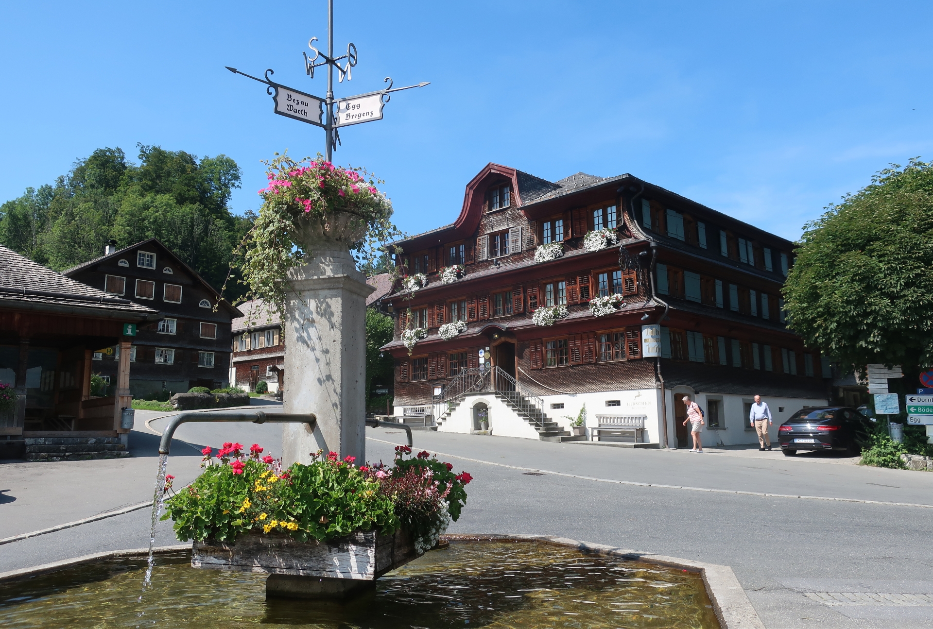 Schwarzenberg. Un adorable village, point de départ de nombreuses excursions.