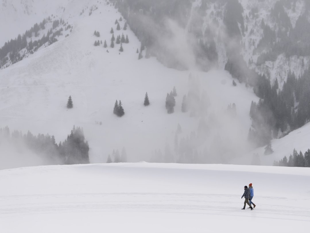 Les promeneurs et autres skieurs sont invités à la prudence.