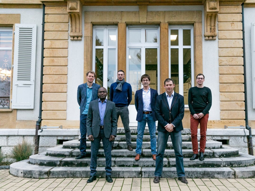 De gauche à droite: Tom Egger, Hassan Assumani, Nicolas Pfund (chancelier), François Del Rio, Thierry Pittet et Maxime Rognon.