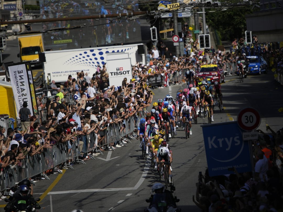 Un succès fou pour le Tour de France dans les rues de Lausanne.