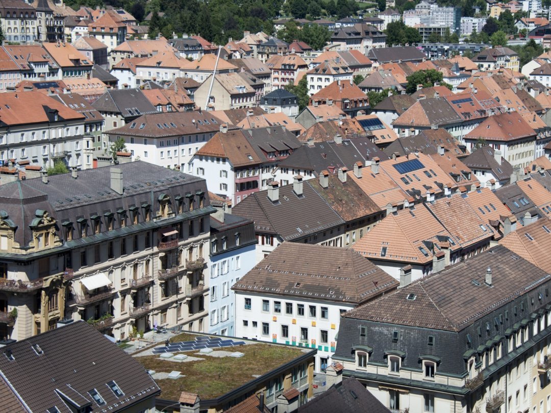 Il est possible de poser des panneaux solaires en périmètre Unesco, comme ici à La Chaux-de-Fonds,  mais à certaines conditions.