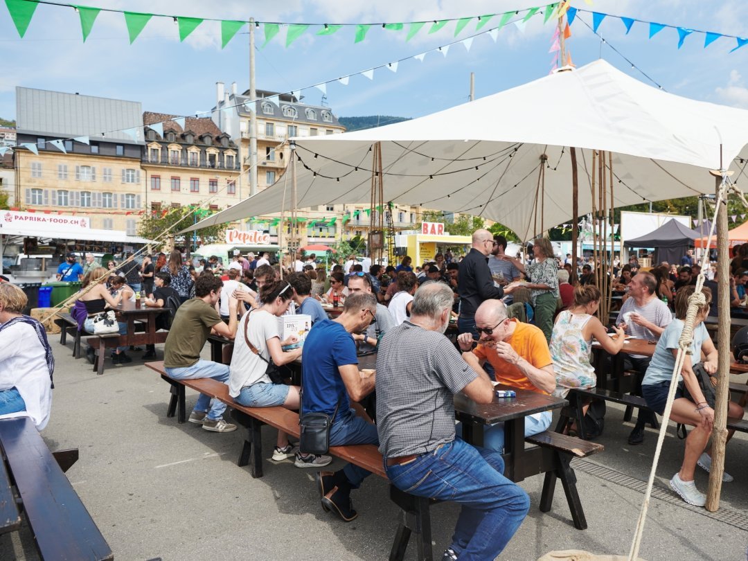 Le Street Food Festival de Neuchâtel a réuni plusieurs milliers de personnes, entre le jeudi 25 et le dimanche 28 août.