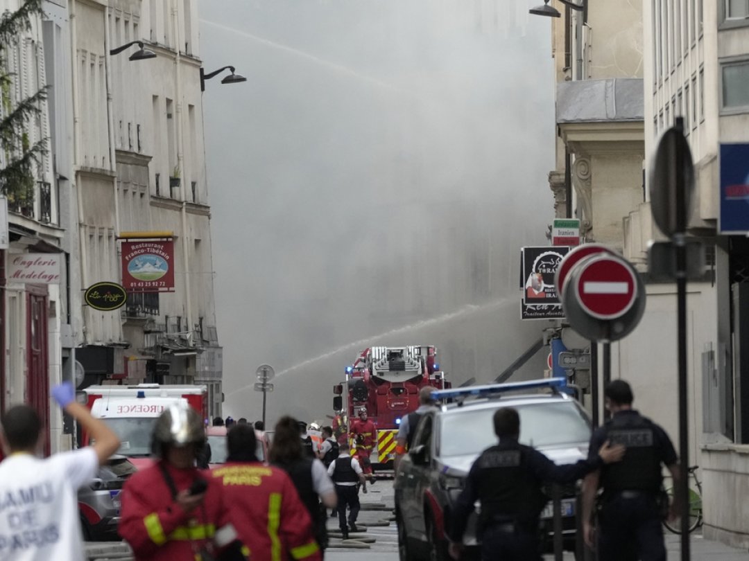 Un important incendie s'est déclaré mercredi dans un immeuble du centre de Paris.