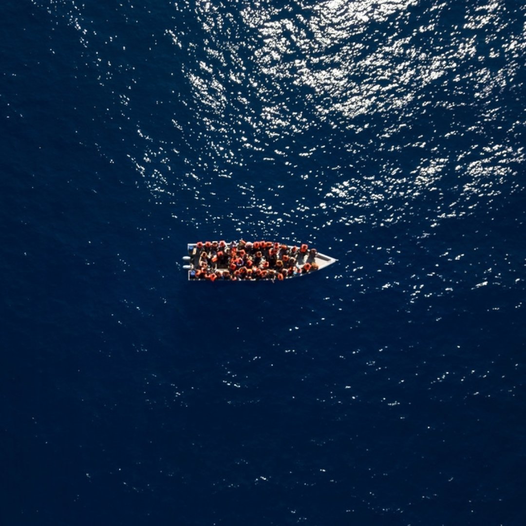 La traversée de la Méditerranée est la route migratoire la plus dangereuse au monde. Plus de 1800 personnes y ont déjà été signalées comme mortes ou disparues en 2023.