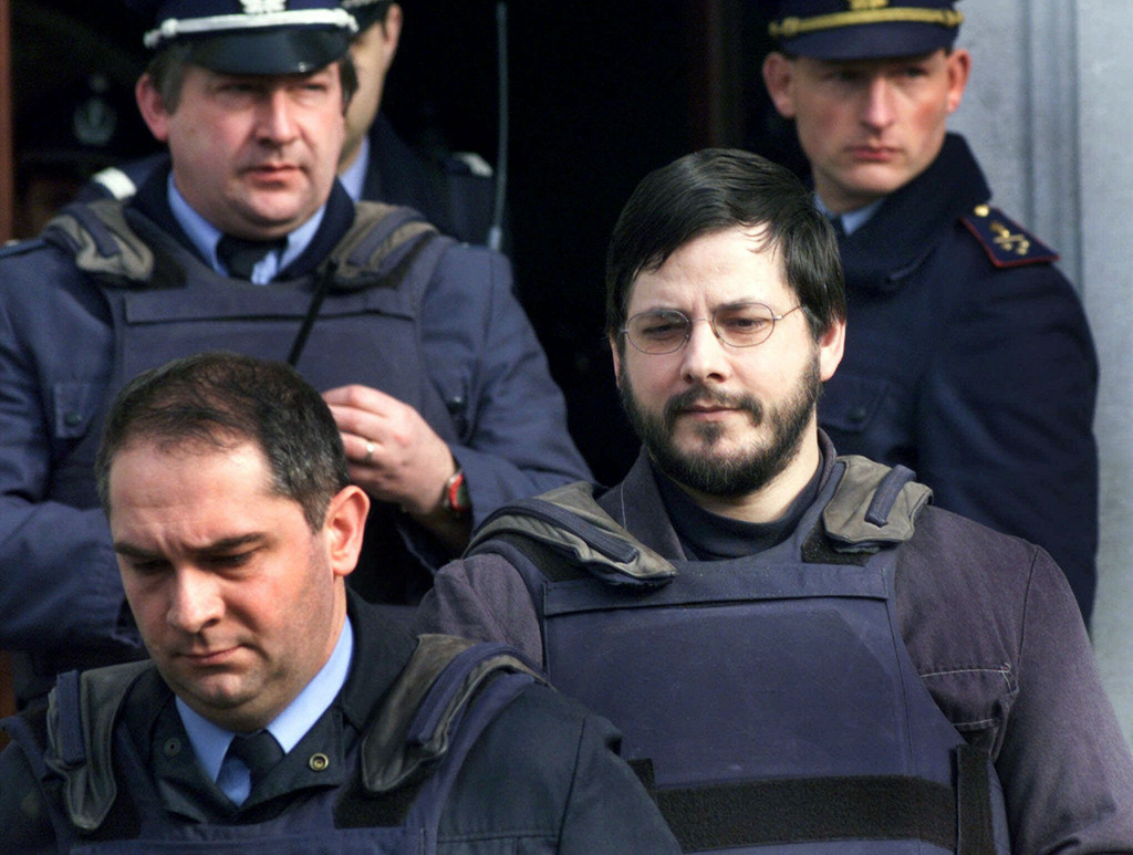 Marc Dutroux, ici en 2000, a été condamné pour l'enlèvement, l'abus sexuel et la torture de 6 fillettes. 4 d'entre elles ont été assassinées. 