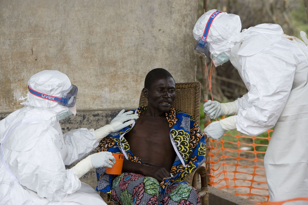 La fièvre Ebola a fait une soixantaine de morts en Guinée, mais le bilan devrait s'alourdir prochainement.