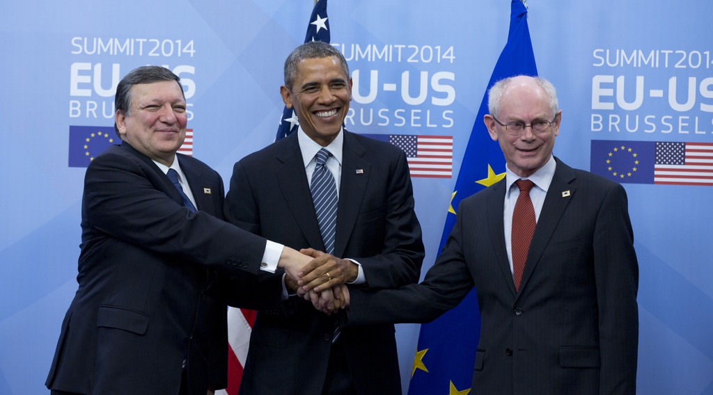 Barack Obama profite de la crise ukrainienne pour se rapprocher de l'Europe de José Manuel Barroso et Herman Van Rompuy.