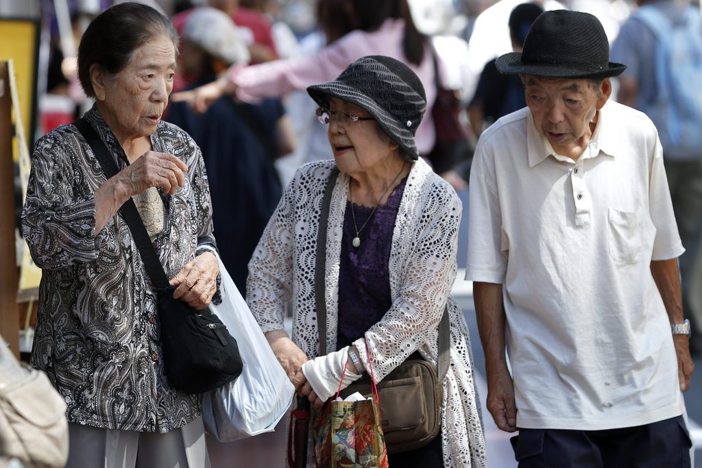 Trois adolescents sont soupçonnés au Japon d'avoir escroqué l'équivalent de 3,7 millions de francs à des particuliers à travers le pays. Ils se sont notamment pris à des personnes âgées.