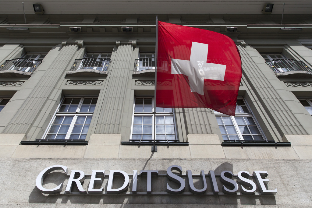 Le "Financial Times" a annoncé que Crédit Suisse songeait à céder une part de ses activités aux Etats-Unis. 