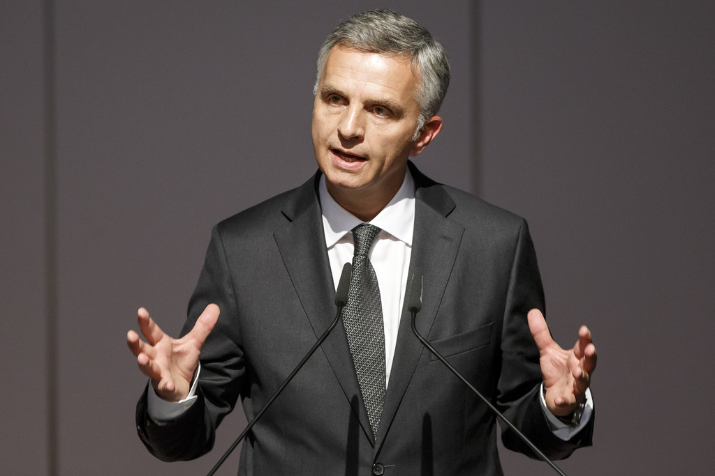 Swiss Foreign Minister Didier Burkhalter addresses his statement, during the opening ceremony of the World Congress on Juvenile Justice, in Geneva, Switzerland, Monday, January 26, 2015. (KEYSTONE/Salvatore Di Nolfi)