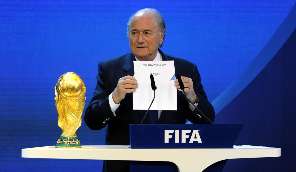 Sepp Blatter sait que le Boxing Day est sacré en Angleterre. Il ne peut pas se permettre de se mettre la Ligue anglaise à dos.