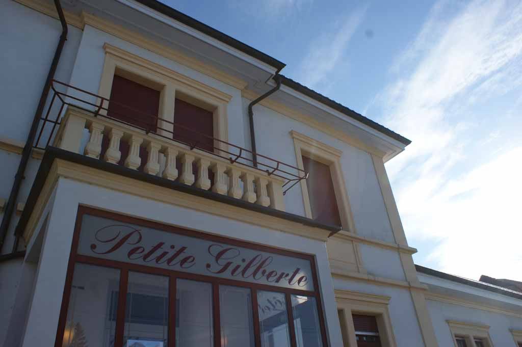L'hôtel-restaurant de la Gare, à Courgenay, est en vente au plus offrant.