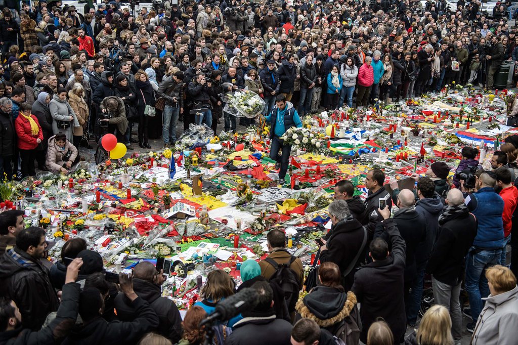 A 14h30, la Belgique s'est figée pour une nouvelle minute de silence.