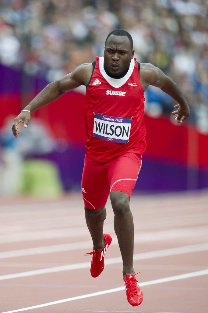 Alex Wilson s'est qualifié en prenant la 5e place en 20''57 de la série du 200 m de JO de Londres.