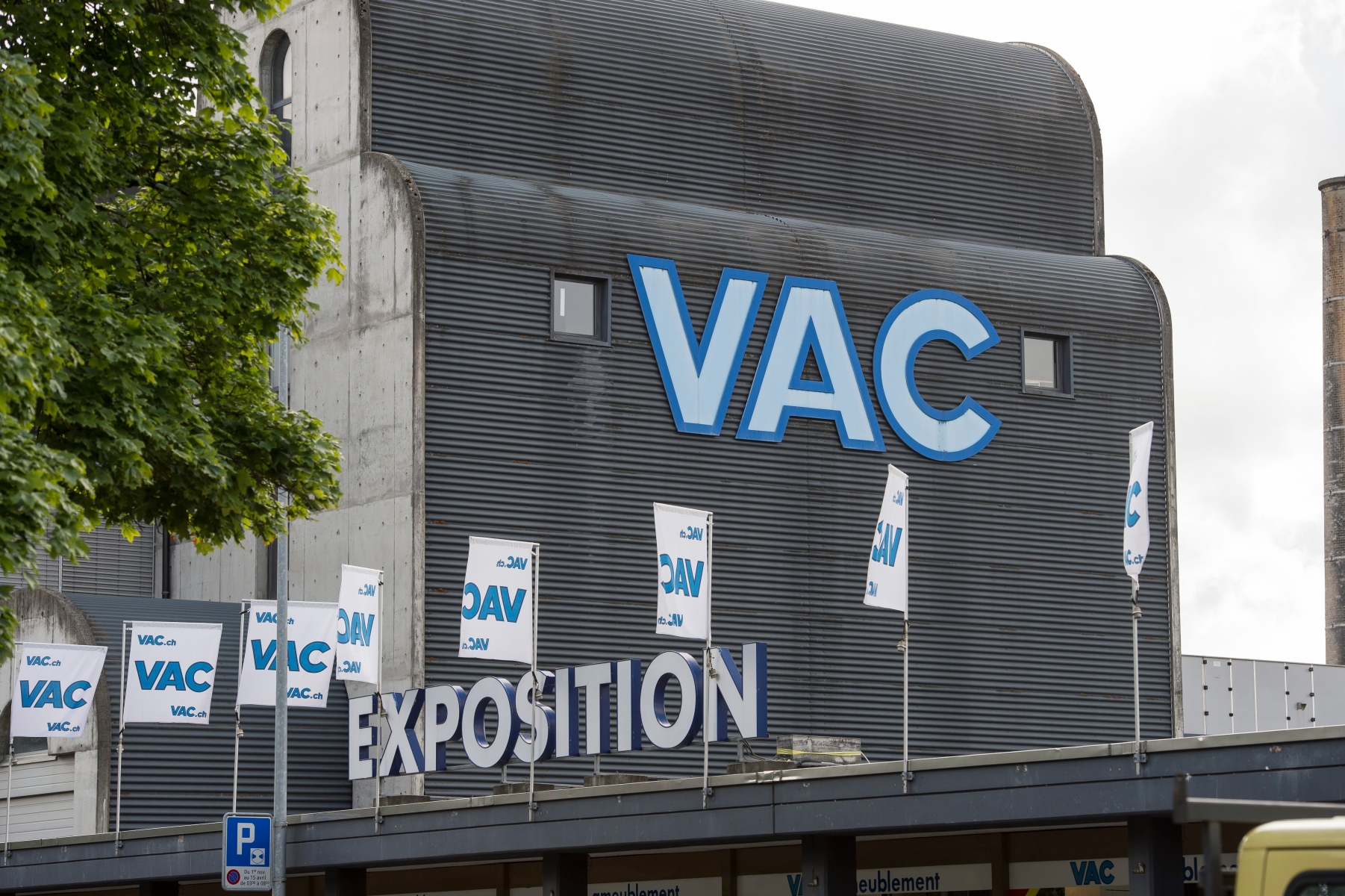 La societe VAC, un magasin de vente directe et par correspondance, installee ala rue des Cretets 130



La Chaux-de-Fonds, le 13 juillet 2016

Photo: Lucas Vuitel VENTE PAR CORRESPONDANCE