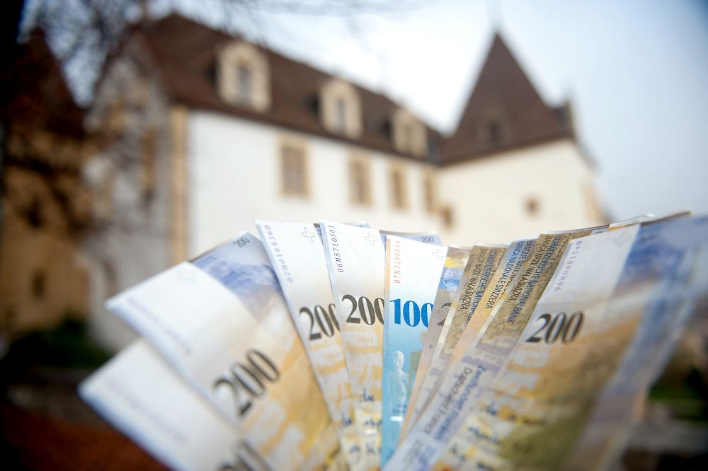 Les Neuchâtelois ont vivement réagi après la publication de l'évaluation intermédiaire des comptes 2016, prévoyant une détérioration de 60 millions par rapport au budget..
