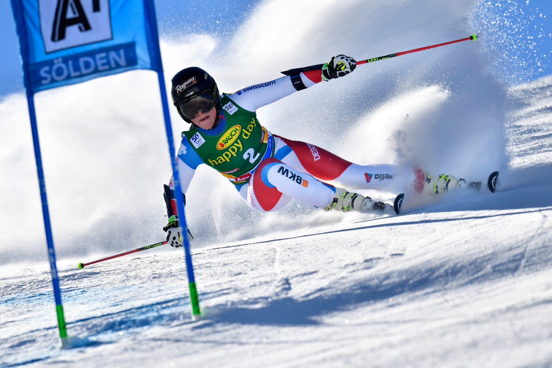Lara Gut of Switzerland in action during the first run of the women's Giant Slalom race of the FIS Alpine Ski World Cup season on the Rettenbach glacier, in Soelden, Austria, Saturday, October 22, 2016. (KEYSTONE/Gian Ehrenzeller) SKI ALPIN WELTCUP 2016/17 SOELDEN