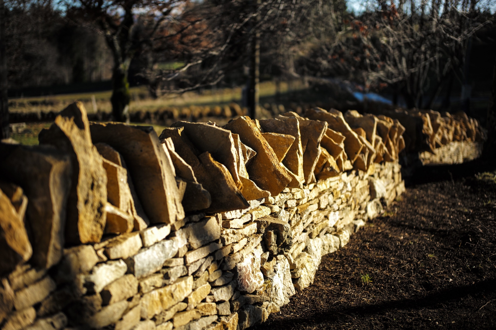 Mur de pierres seches a la Sombaille 24.

LA CHAUX-DE-FONDS 17 12 2015
PHOTO: Christian Galley LA CHAUX-DE-FONDS