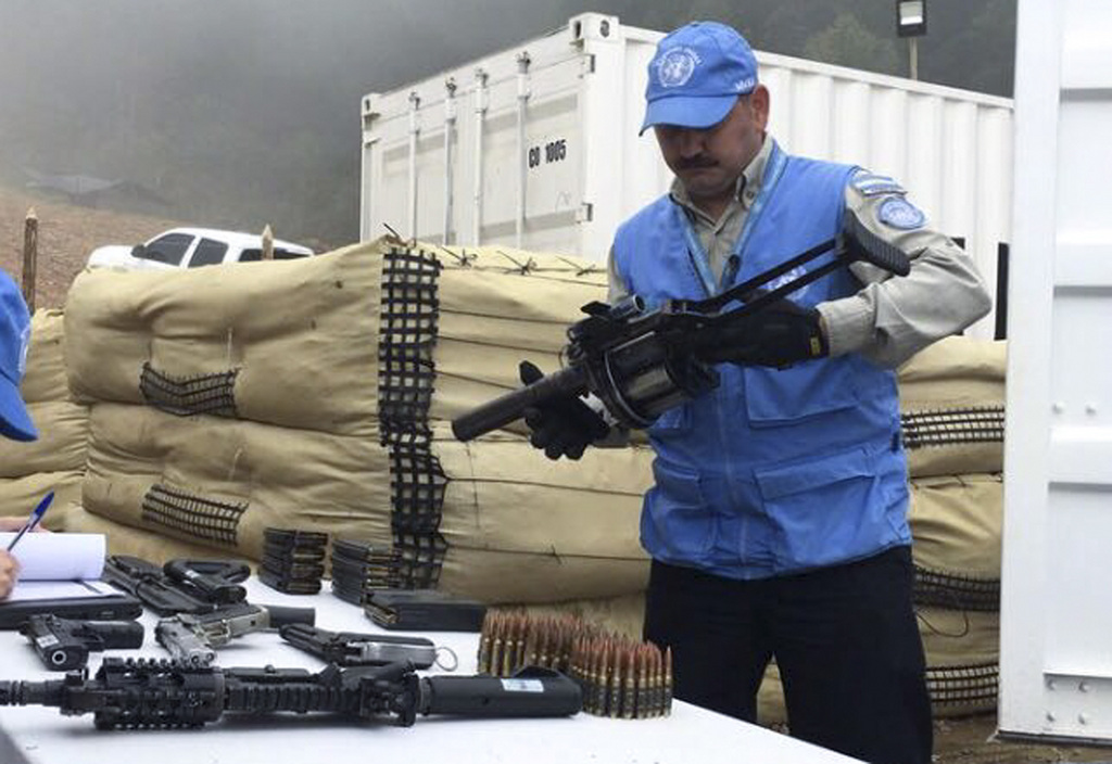 La mission de l'ONU a annoncé avoir terminé de désarmer le mouvement des FARC en Colombie. 