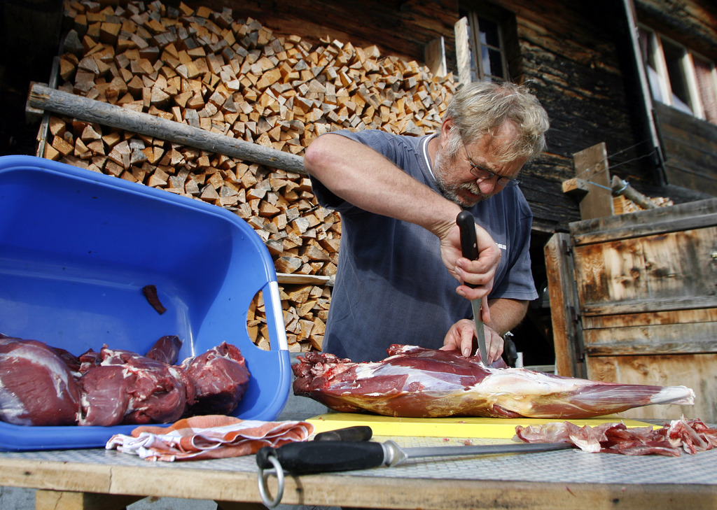 La viande est de moins en moins le fruit du tir des chasseurs que celui du travail d'élevage.
