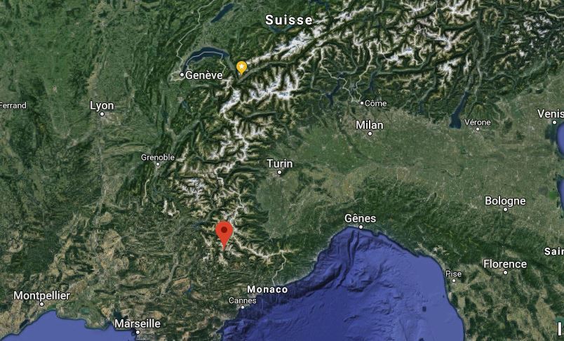 L'avalanche a eu lieu à Entraunes, à 20 km de la frontière italienne, hors du domaine skiable. 