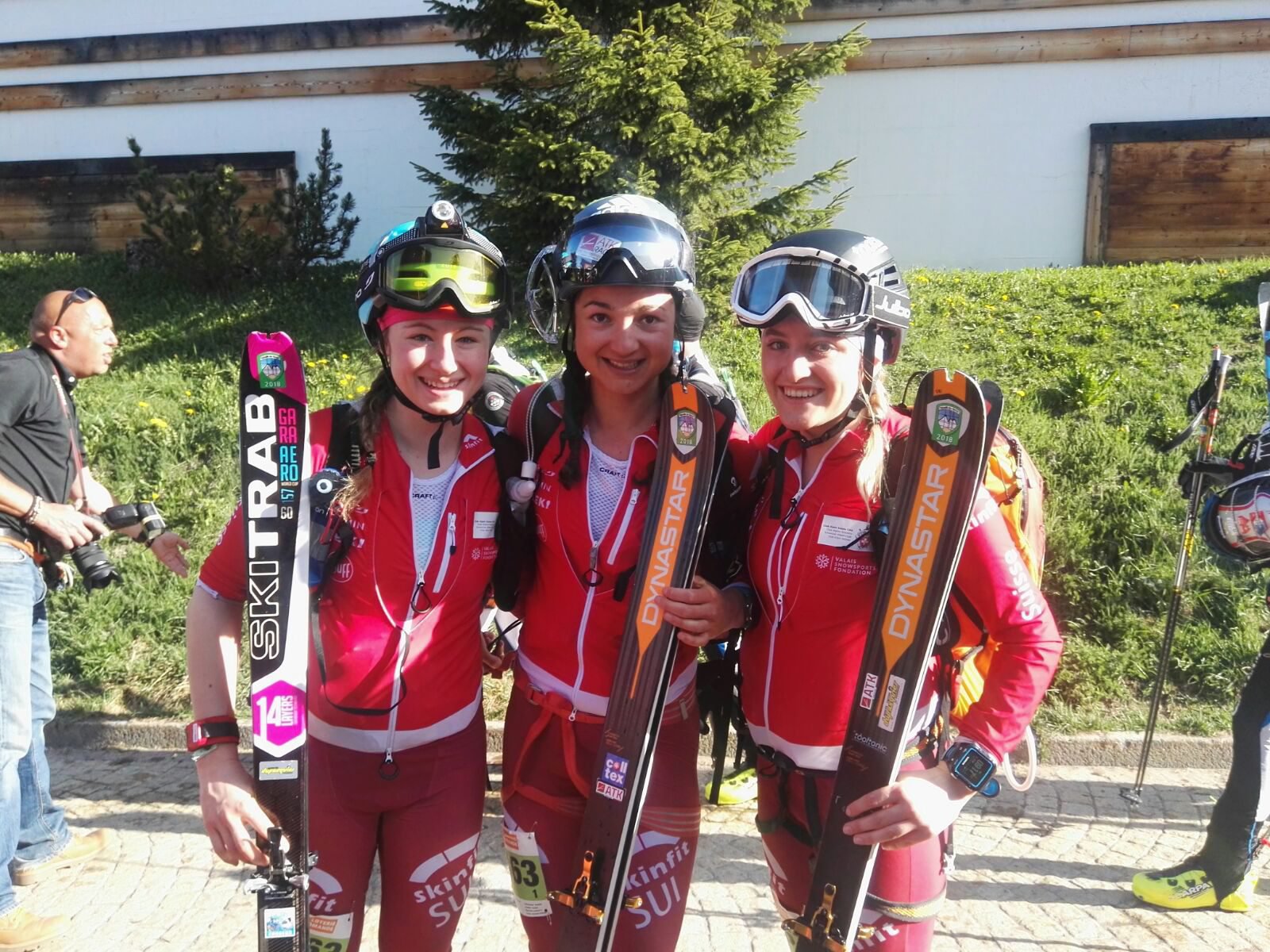 Marianne Fatton, Déborah Chiarello et Florence Buchs gagnantes de la petite Patrouille des glaciers.