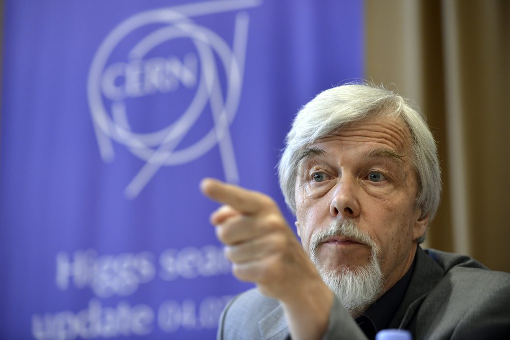 Huit organisations scientifiques européennes, dont le Cern et son directeur général Rolg Heuer, demande à l'UE européenne de "soutenir de financement de la recherche scientique". 
