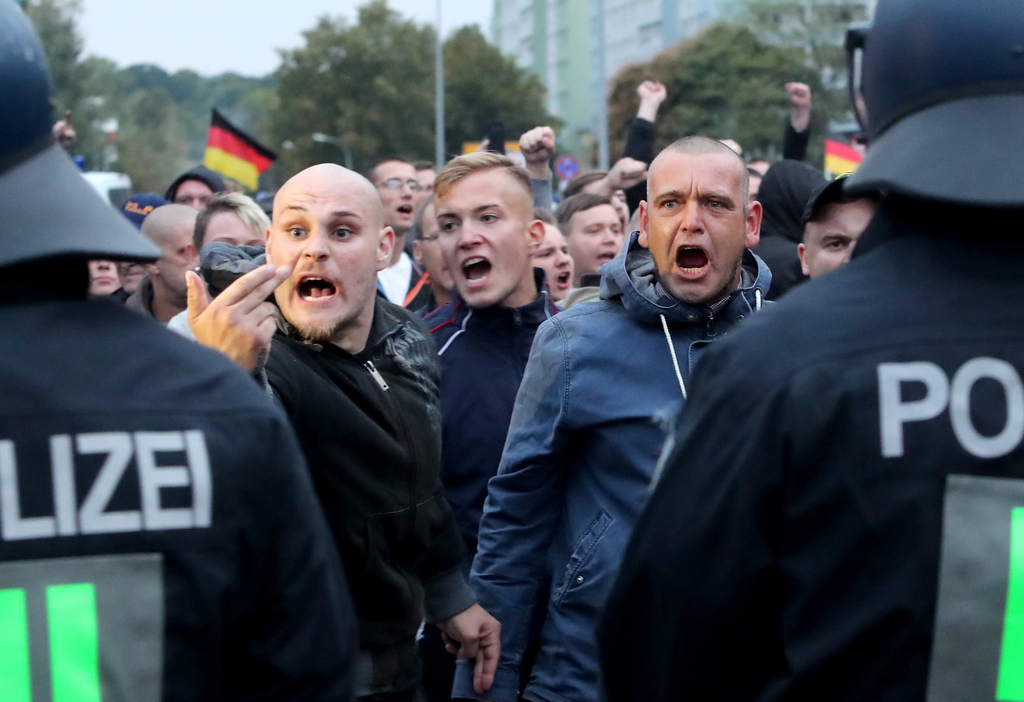 Des militants d'extrême-droite se réunissent depuis plusieurs jours à Chemnitz.