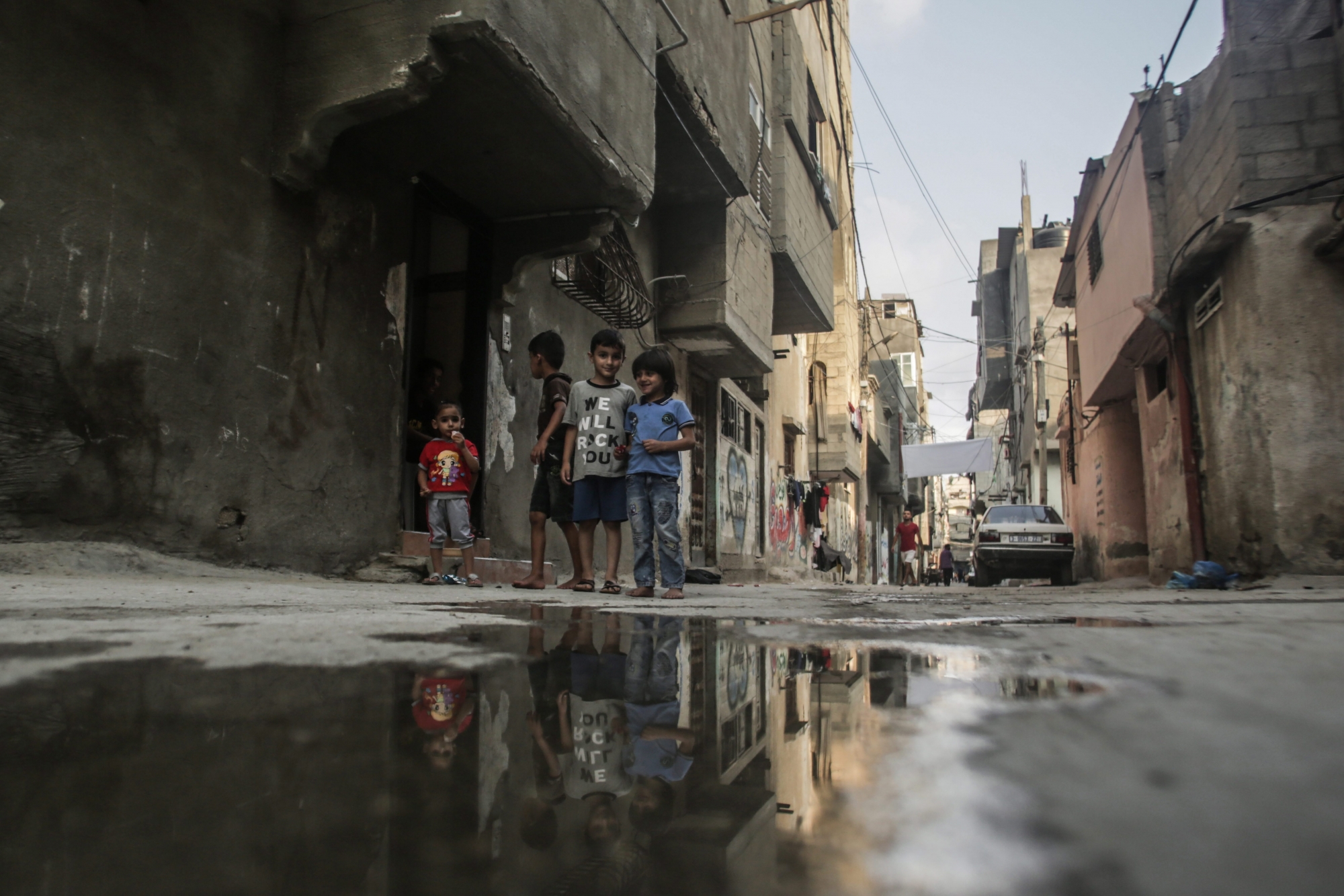 epa06991146 Palestinians refugees spend their time in the Shateaa refugee camp in the north west Gaza City, 01 September 2018. According to media reports on 31 August 2018, the United States has ended all funding to the United Nations Relief and Works Agency for Palestine Refugees in the Near East (UNRWA). 'The administration has carefully reviewed the issue and determined that the United States will not make additional contributions to UNRWA' according to a statement by the US State Department.  EPA/HAITHAM IMAD MIDEAST ISRAEL PALESTINIANS US END ALL FUNDING TO THE UNRWA