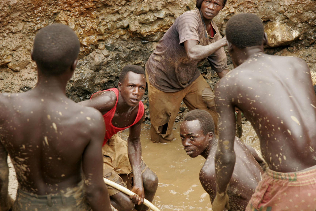 Les accidents dans les mines exploitées par des creuseurs artisanaux en RDC sont fréquents et souvent très meurtriers.