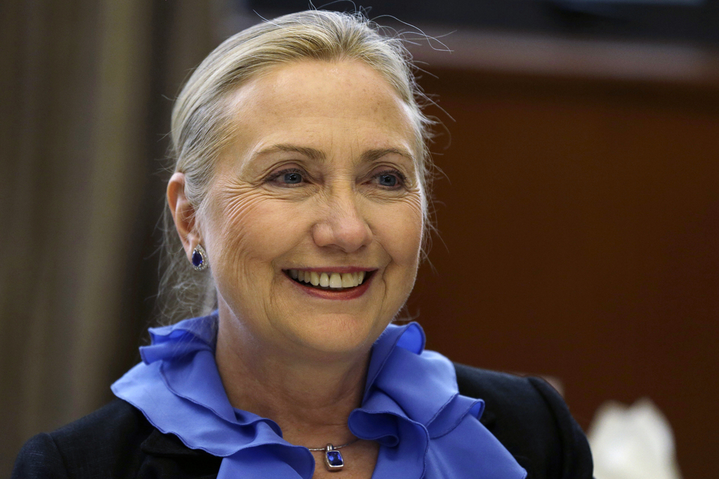 Les médecins d'Hillary Clinton ont découvert un caillot de sang qui s'est formé suite à une commotion cérébrale survenue il y a plusieurs semaines.
