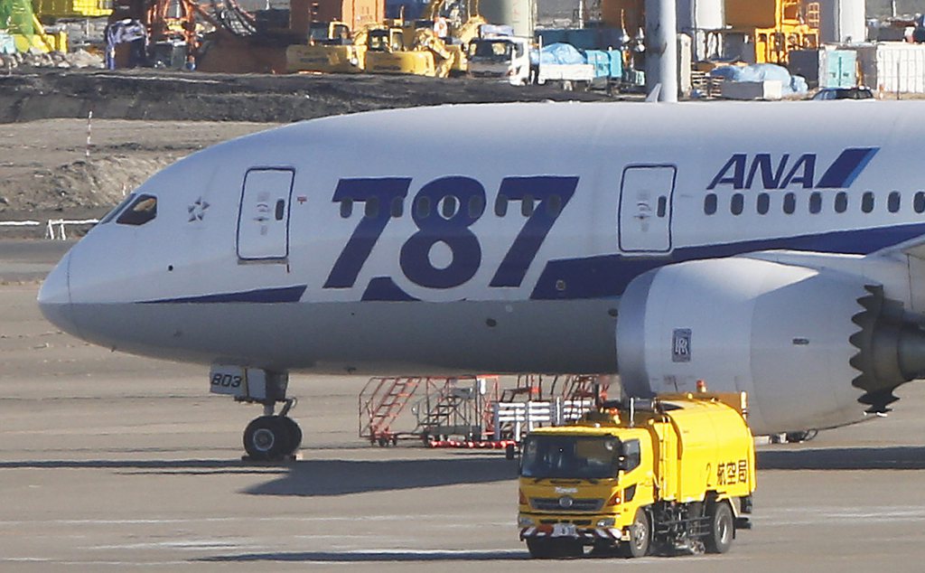 En raison de l'interdiction de vol sur ses 17 appareils Boeing 787 Dreamliner, la compagnie nippone ANA a dû annuler 335 vols jusqu'au 27 janvier.