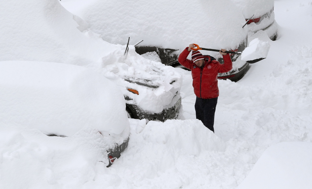 De fortes chutes de neige sont tombées ces derniers jours à Rosa Khutor, contraignant les organisateurs à annuler toutes les courses de ski prévues.