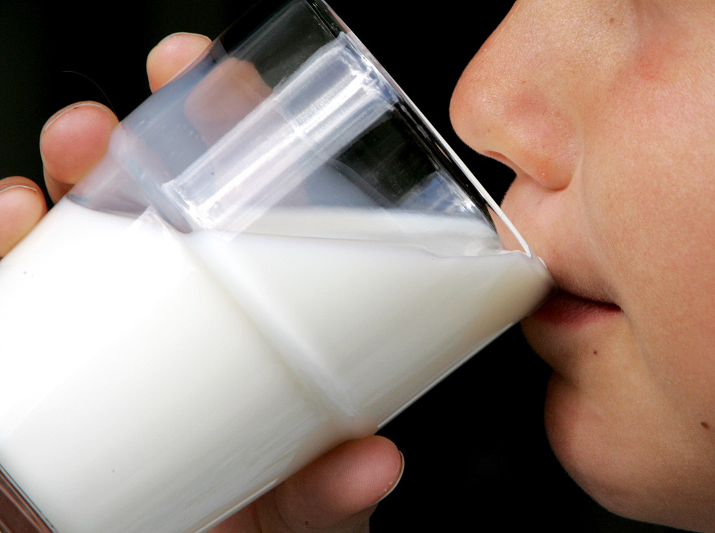 En Suisse, 80% de la population digère bien le lactose, mais en moyenne mondiale, seules 2 personnes sur 3 le peuvent.