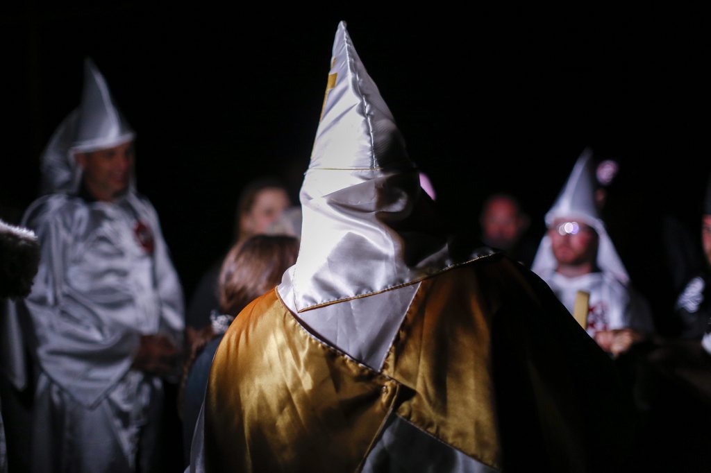Le Ku Klux Klan a été fondé en 1865 dans le Tennessee, aux États-Unis, au moment de l'abolition de l'esclavage.