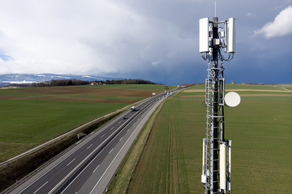 La 5G nécessitera la construction de milliers de nouvelles antennes sur le territoire suisse (illustration).