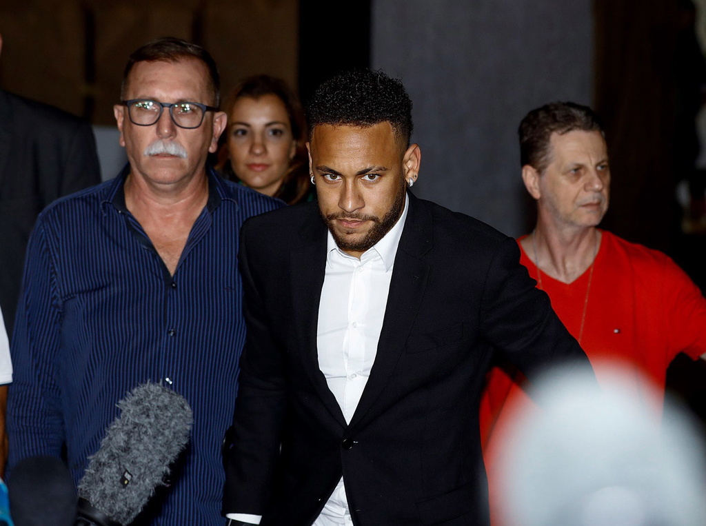 Une juge de Sao Paulo a décidé de classer sans suite la plainte de viol visant Neymar.