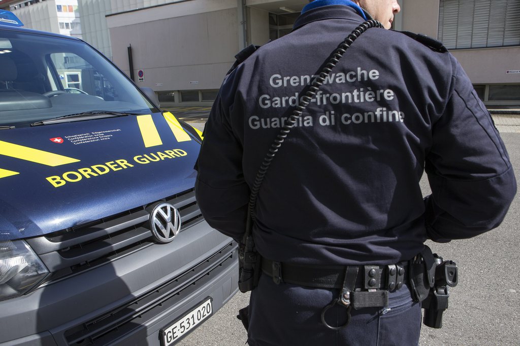 Le Système d'information Schengen porte ses fruits: sur les 2325 arrestations, 868 ont été réalisées dans le cadre de cet échange d'informations.