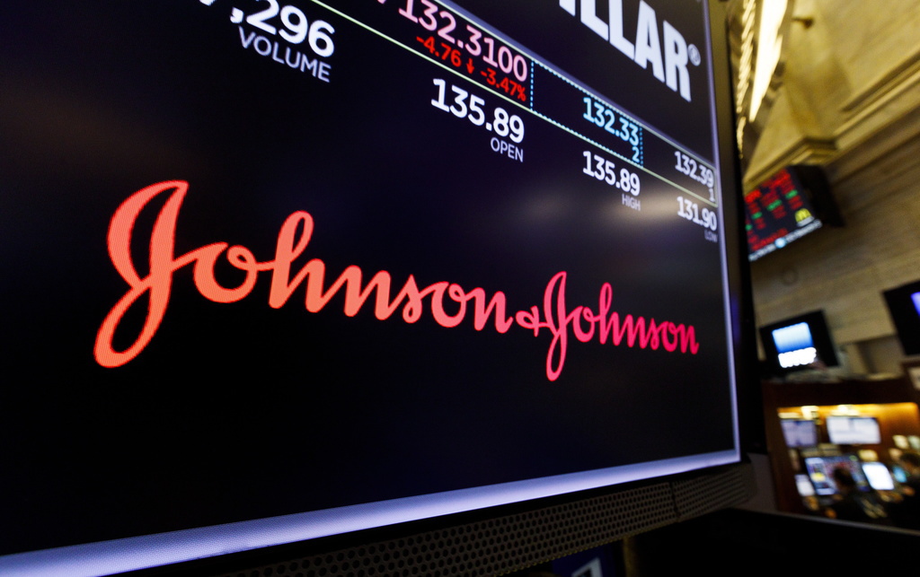 epa07796035 (FILE) - A screen shows the logo for the pharmaceutical company Johnson and Johnson on the floor of the New York Stock Exchange in New York, New York, USA, 29 May 2019 (reissued 26 August 2019) A judge in the US state of Oklahoma on 26 August 2019 found US pharmaceutical company Johnson & Johnson (J&J, JNJ) liable related to an opioid epidemic and ordered the company to pay 572 million US dollars in damages. Johnson & Johnson said they will appeal the ruling. EPA/JUSTIN LANE *** Local Caption *** 55233445