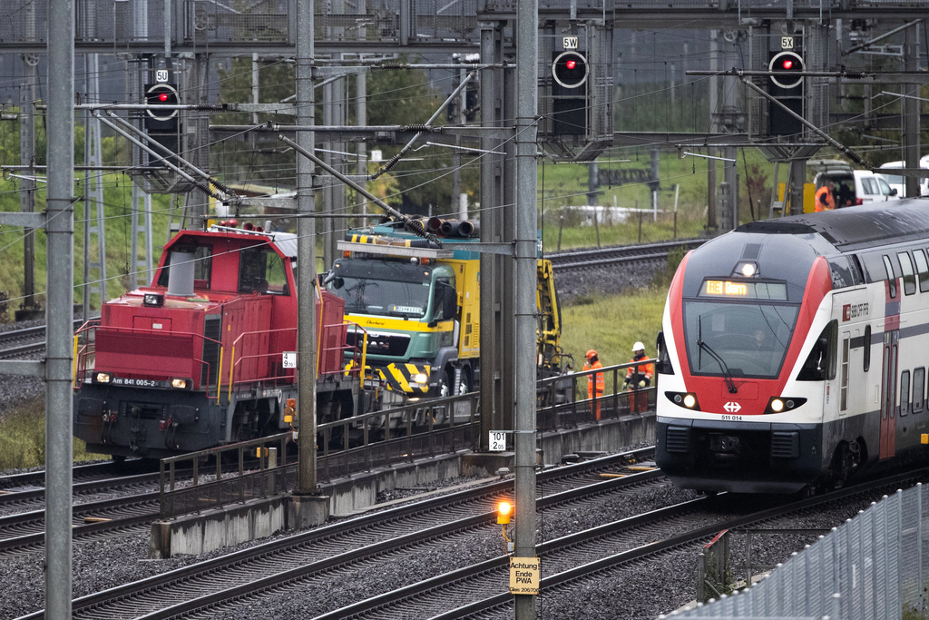 La Suisse chute au classement de la compétitivité du WEF, à cause de l'efficacité de ses trains.