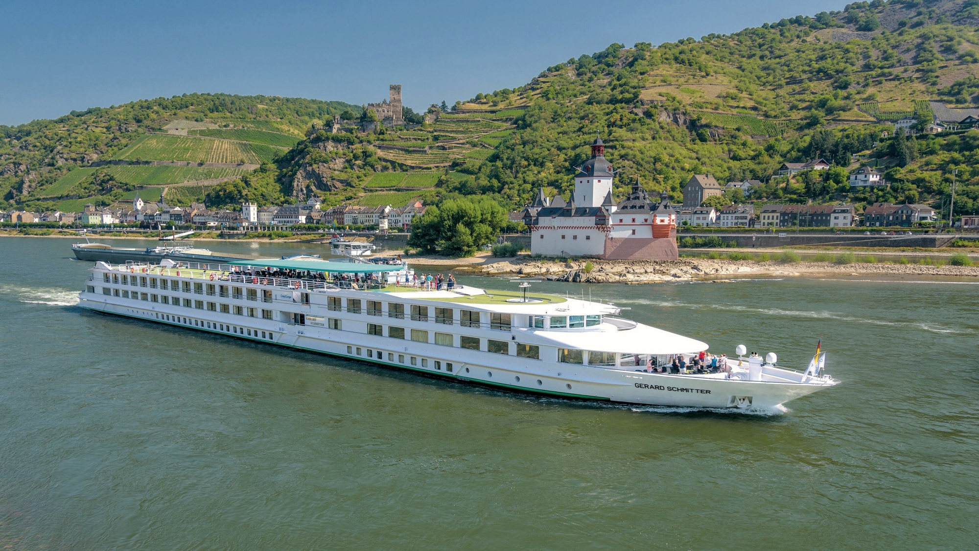 Navigation. Des bateaux qui sillonnent aussi les affluents du Rhin: Moselle, Saare, etc.