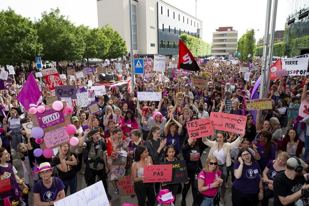 La grève des femmes, le 14 juin de l'an dernier à Neuchâtel, a connu un gros succès.