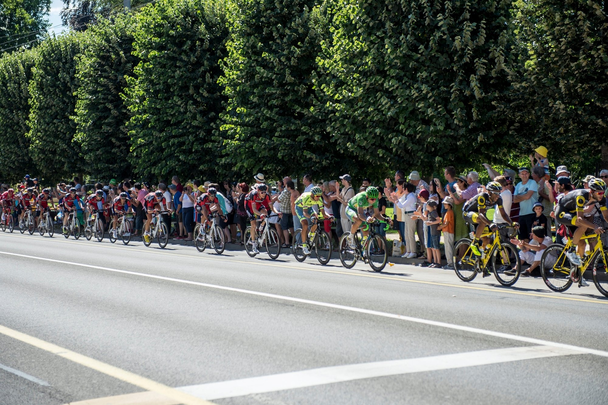 Des coureurs du Tour de France ici lors de leur passage à Neuchâtel en 2016.